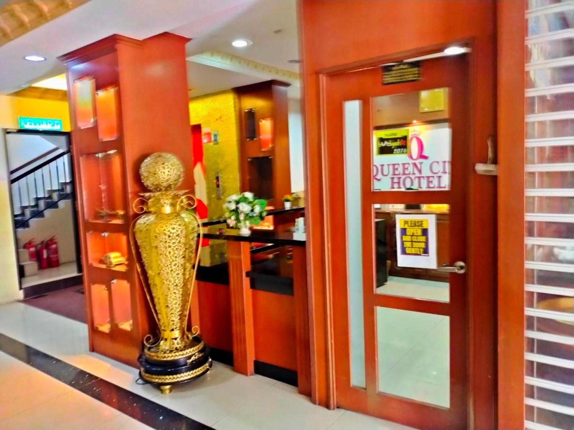 Super Oyo 998 Queen City Hotel Джорджтаун Экстерьер фото